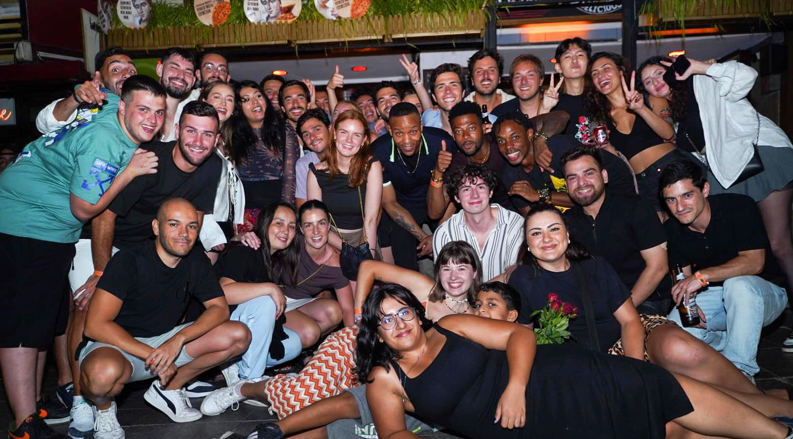 Istanbul Pub Crawl nightlife scene